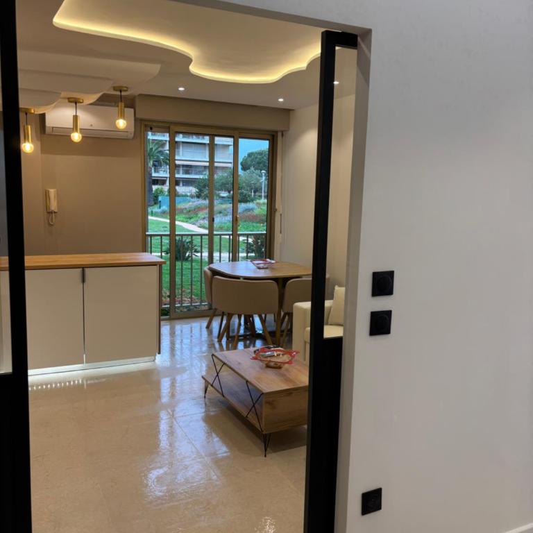 2 pièces centre Juan moderne avec piscine tennis - Appartamento con 1 Camera da Letto - 7