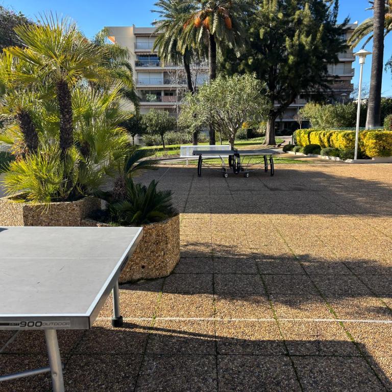 2 pièces centre Juan moderne avec piscine tennis - Appartamento con 1 Camera da Letto - 10