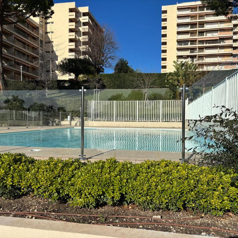 2 pièces centre Juan moderne avec piscine tennis - Appartamento con 1 Camera da Letto - 13