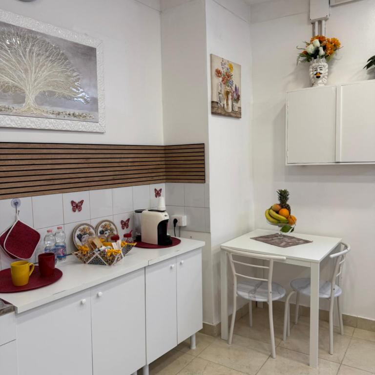 LUXURY JACUZZI "Al Duomo di Catania" - One-Bedroom House - 16