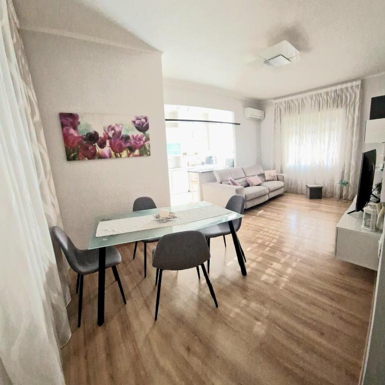 Bright Apartment with Balcony - Metro C 3 min - Colosseum 15 min - Self check-in - Apartment mit 1 Schlafzimmer - 1