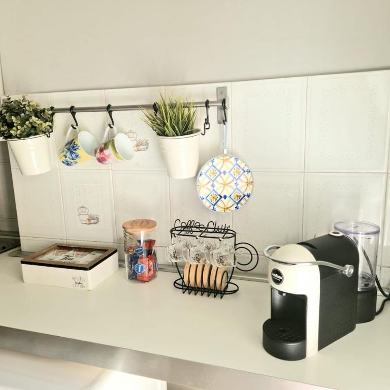 Bright Apartment with Balcony - Metro C 3 min - Colosseum 15 min - Self check-in - Apartment mit 1 Schlafzimmer - 7