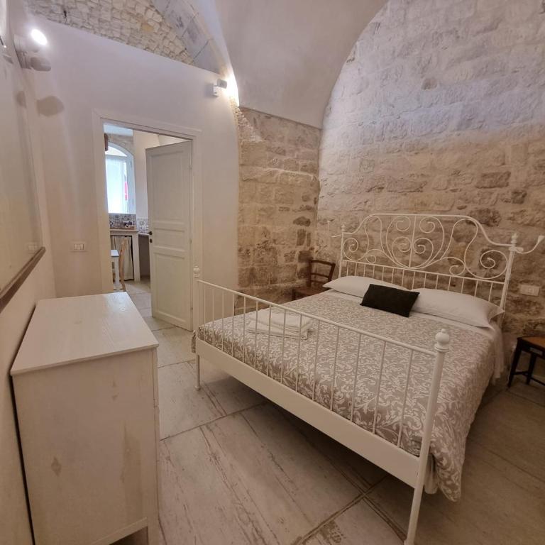 DAMA - Two-Bedroom Apartment - 15
