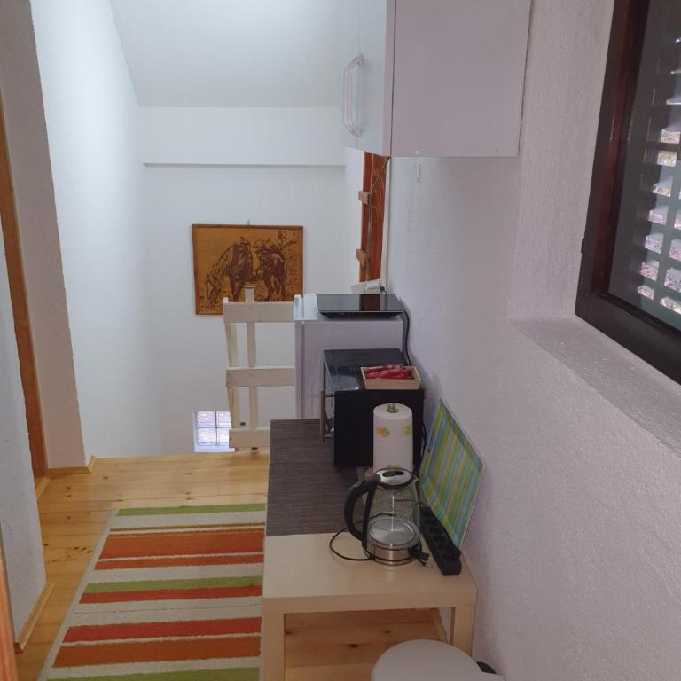 Apartmani Rocen - Two-Bedroom House - 5