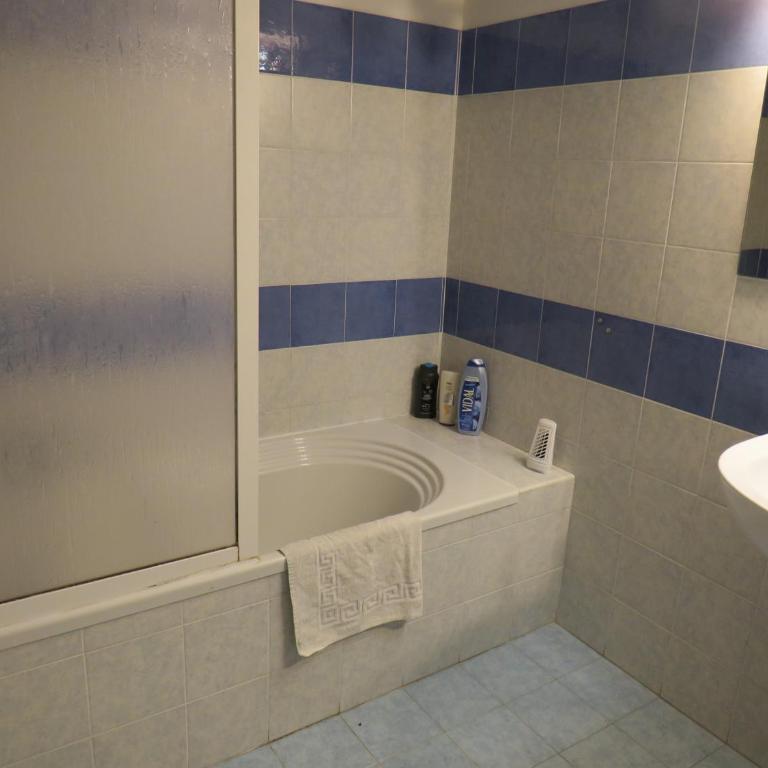 Sunny loft with terrace and Jacuzzi in the city centre - Appartamento con 1 Camera da Letto - 19