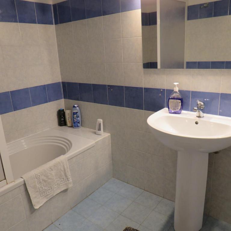 Sunny loft with terrace and Jacuzzi in the city centre - Appartamento con 1 Camera da Letto - 48