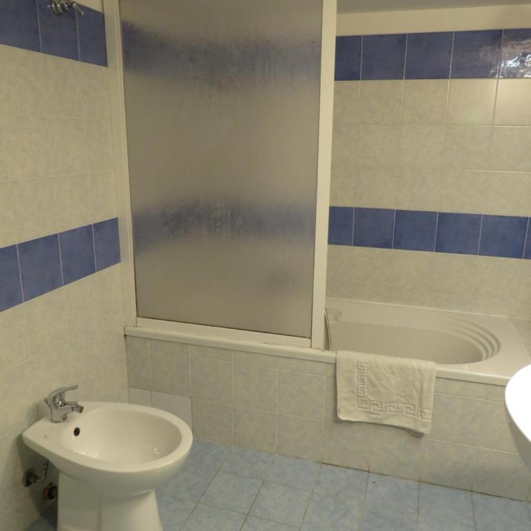 Sunny loft with terrace and Jacuzzi in the city centre - Appartamento con 1 Camera da Letto - 50