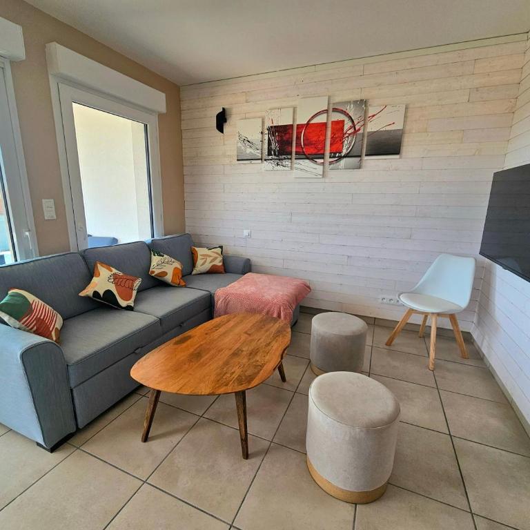Grand T3 cosy avec terrasse 3mn plage & commerces - Apartment mit 2 Schlafzimmern - 6
