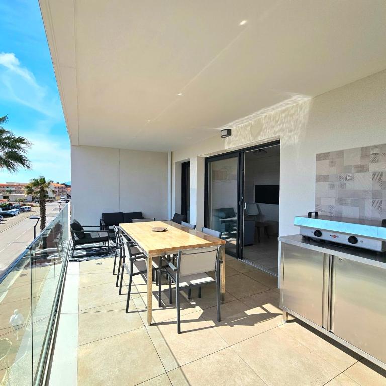 Grand T3 cosy avec terrasse 3mn plage & commerces - Apartment mit 2 Schlafzimmern - 15