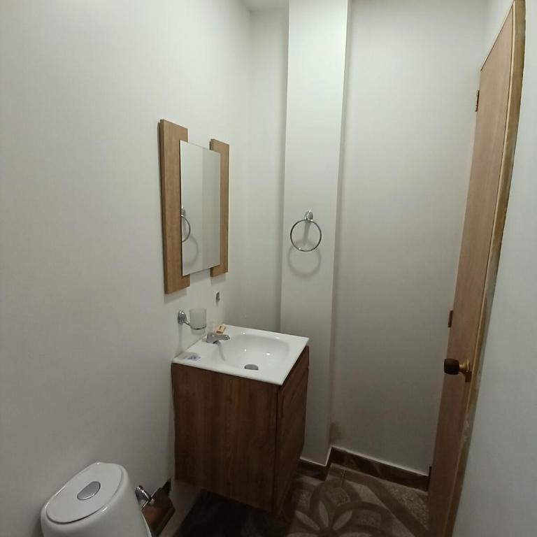 Confortable y Central Habitación a 1 cuadra de la playa de Spratt Bight - Apartamento de 1 dormitorio - 16
