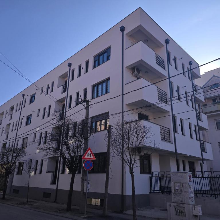Kmb Apartment - One-Bedroom Apartment - 35