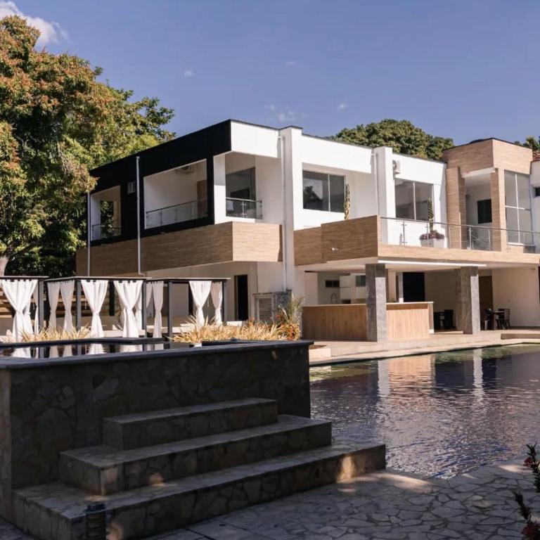 Finca Dubai - One-Bedroom Villa - 1