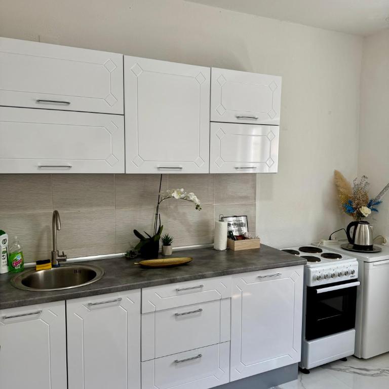 Apartman Nar - Two-Bedroom Apartment - 6
