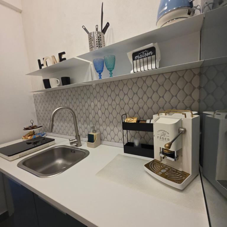 Thaleia Suite & Spa - Suite Deluxe con Vasca Idromassaggio - 24