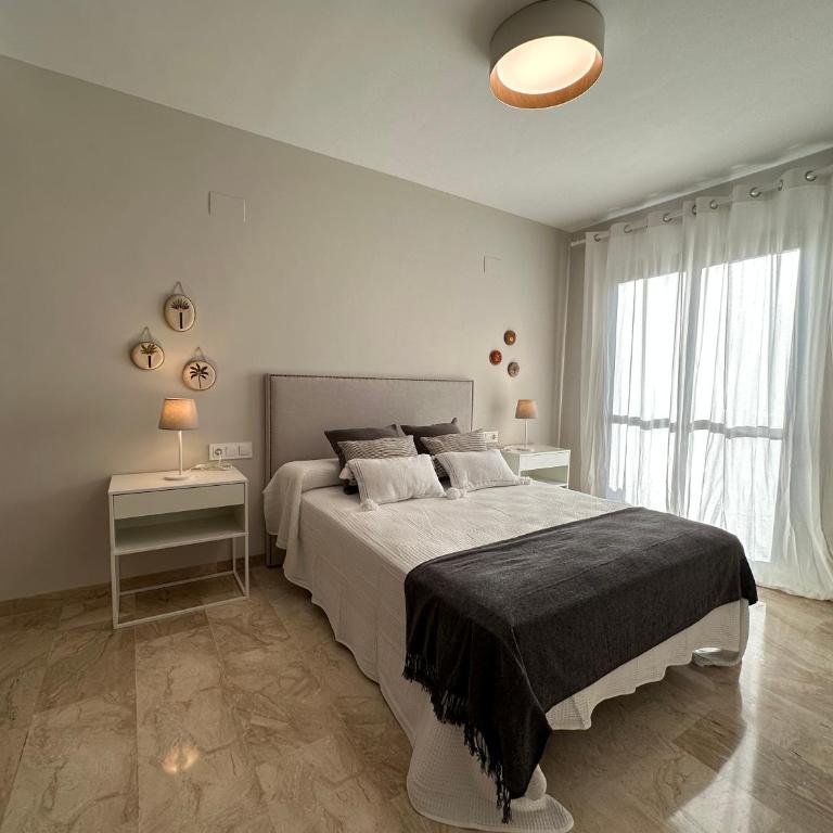 Apartamento en Marbella con piscina - Apartamento de 2 dormitorios - 48