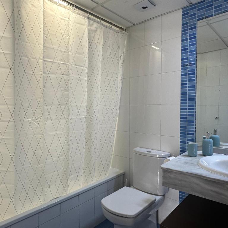 Apartamento en Marbella con piscina - Apartamento de 2 dormitorios - 68