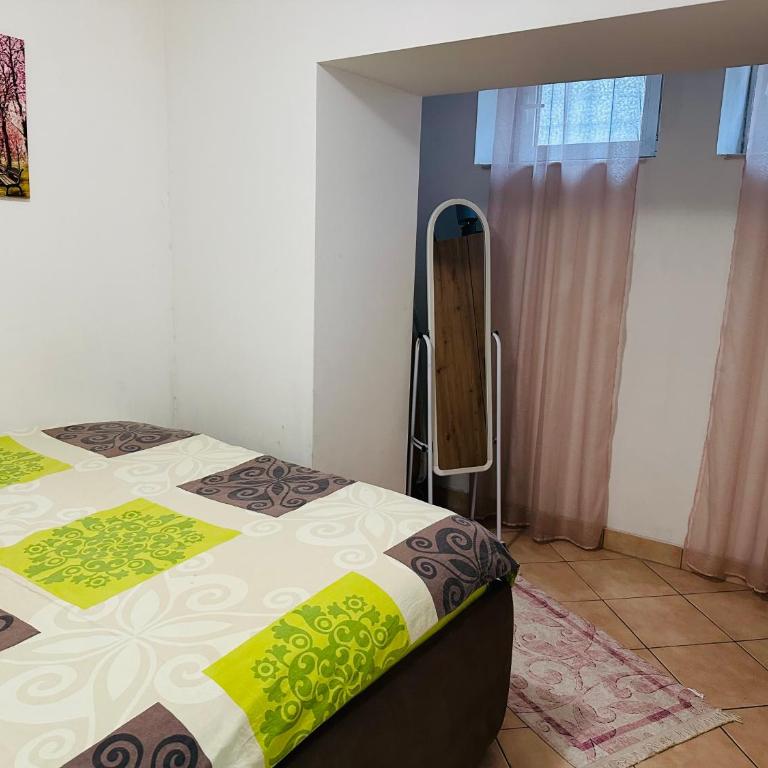 Podgorica city center apartment - Two-Bedroom Apartment - 17