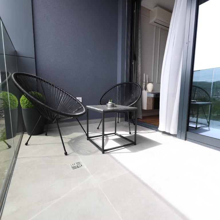 GRAND LUX view - Superior Studio - 25