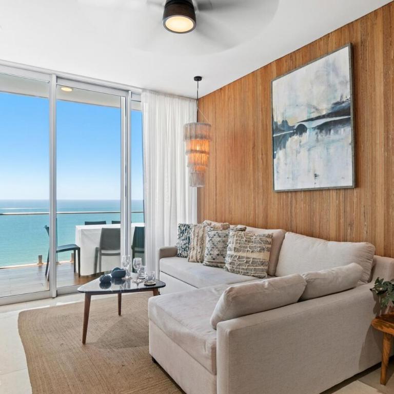 Beautiful View on 23rd Floor Beach Front at Camino Al Mar - Two-Bedroom Apartment - 57