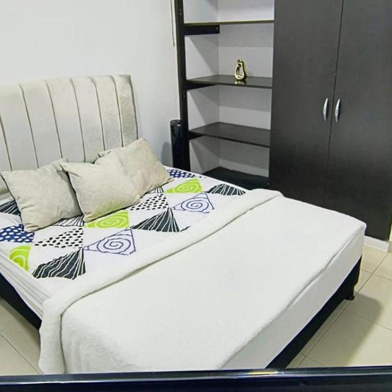 Alojamiento Casa Naranja - Habitación Doble con baño compartido - 4