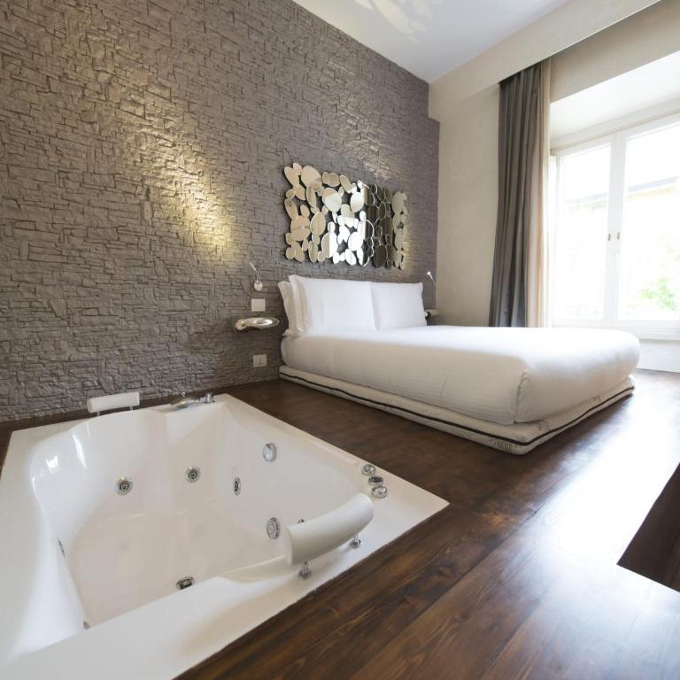 iRooms Central Station - Suite Luxury con Vasca Idromassaggio - 10