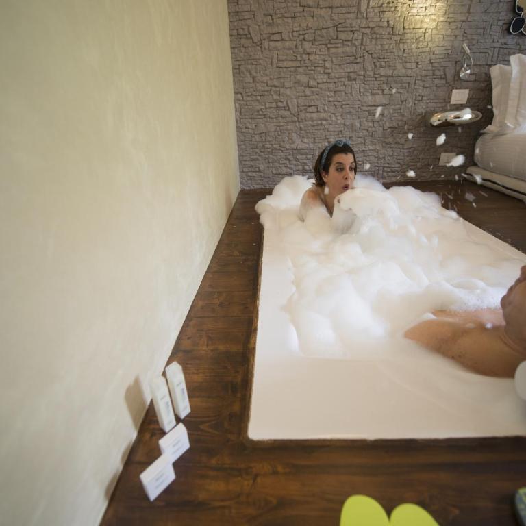 iRooms Central Station - Suite Luxury con Vasca Idromassaggio - 20