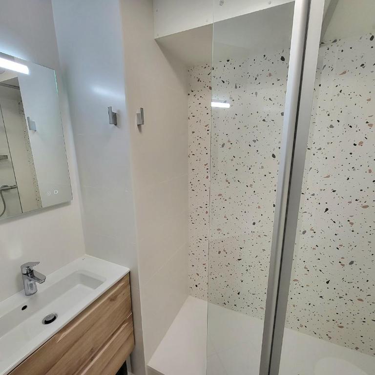 Appartement Neuf Proche Plage avec WiFi - FR-1-92-952 - Appartamento - 3