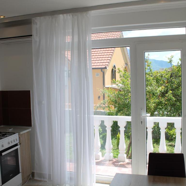 Rooms and Apartments Milana - One-Bedroom Apartment - 9
