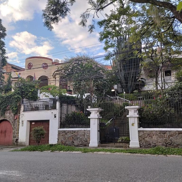 Apto con vista en distrito cultural de Medellín - Two-Bedroom Apartment - 9