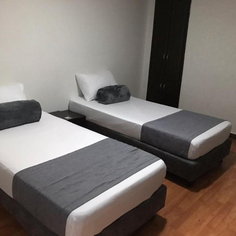 Hotel Castellon Plaza Pereira - Deluxe Triple Room - 18