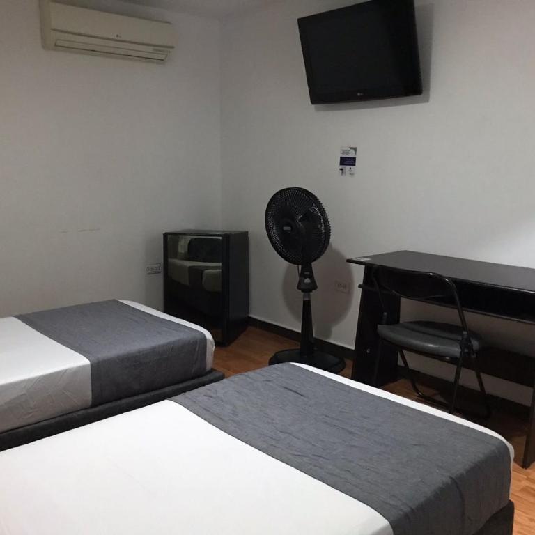 Hotel Castellon Plaza Pereira - Double Room - 25