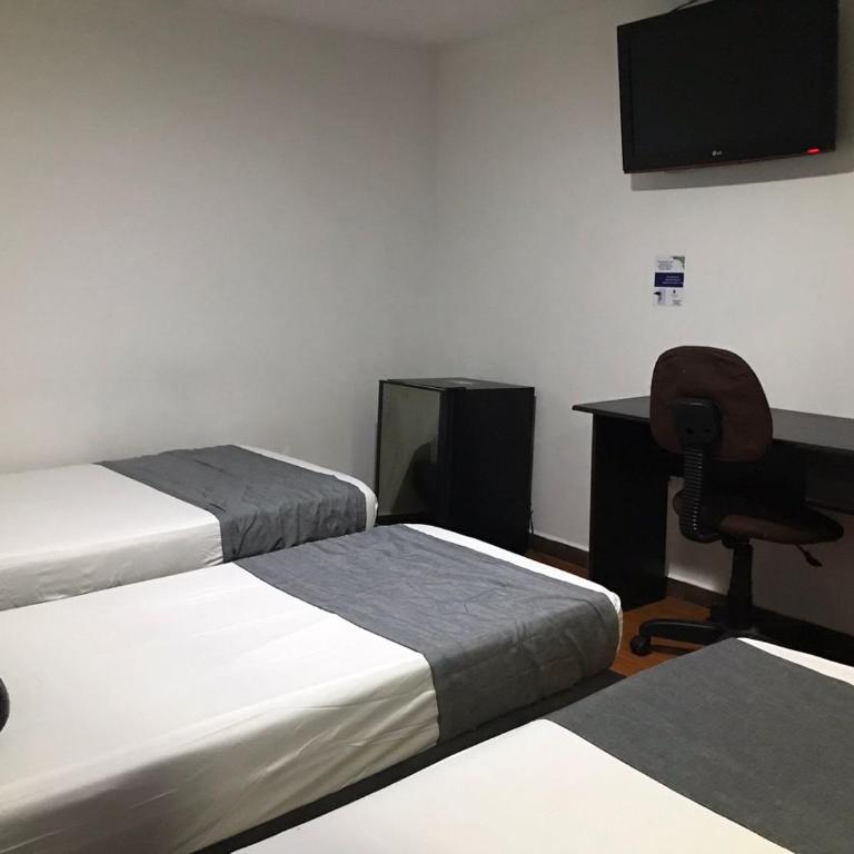 Hotel Castellon Plaza Pereira - Deluxe Triple Room - 33