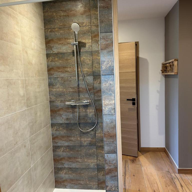 Villa Altitude 587 - Appartement 1 Chambre avec Balcon et Vue sur les Montagnes - 27