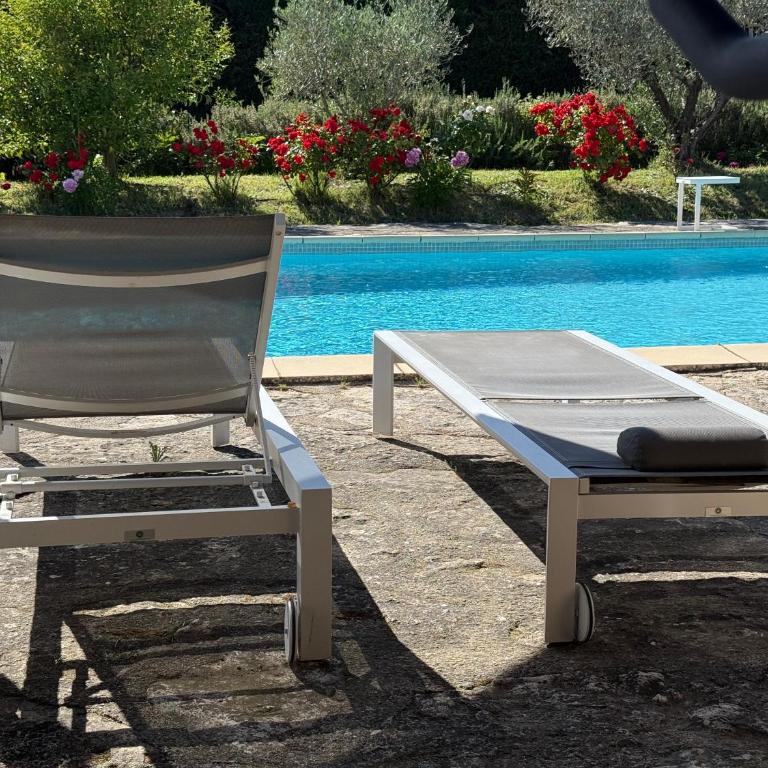 Maison de charme avec climatisation et piscine chauffée à Gordes - Two-Bedroom House - 64