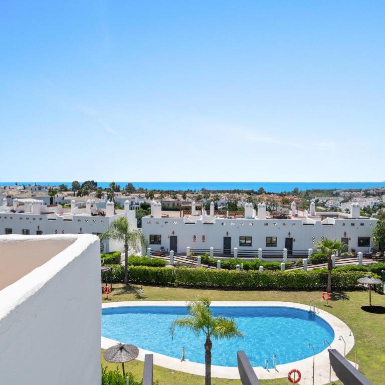 Sea View & Mountain View Apartment with Private Jacuzzi - Sunset Golf, Estepona - Apartamento - 19