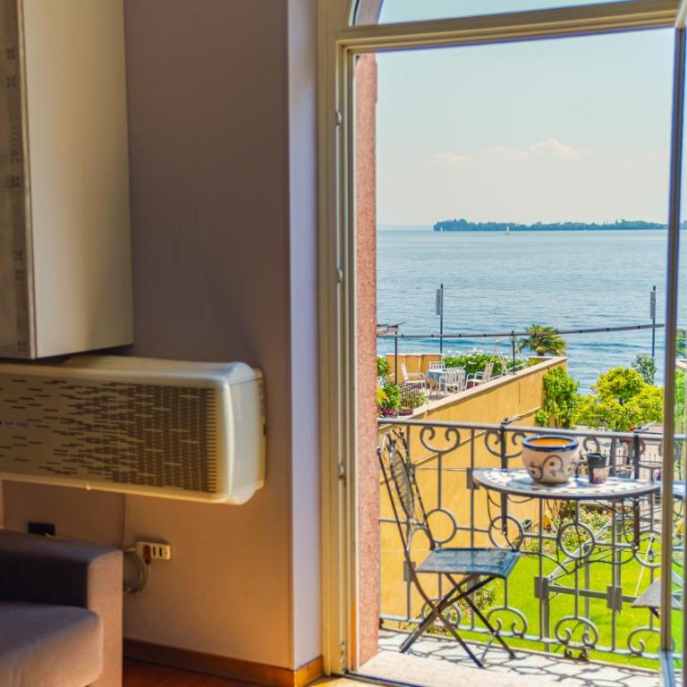 La Finestra sul Lago - Italian Homing - Appartamento con 2 Camere da Letto - 5