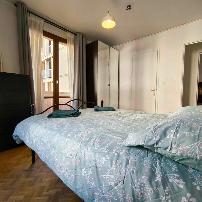 Appartement spacieux, parking, climatisation, rétroprojecteur - Three-Bedroom Apartment - 23