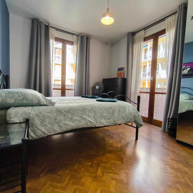 Appartement spacieux, parking, climatisation, rétroprojecteur - Three-Bedroom Apartment - 29