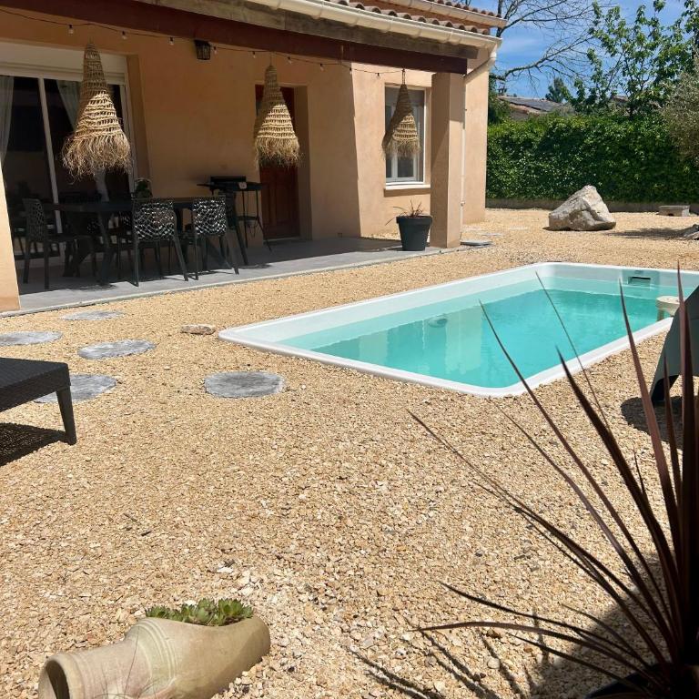 Maison au calme avec piscine Vallon Pont d'Arc - Maison 3 Chambres - 1