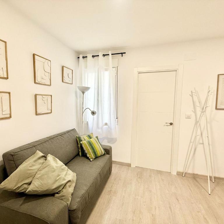 Metro Avenida de América 11 AMCH Hospedaje - One-Bedroom Apartment - 18