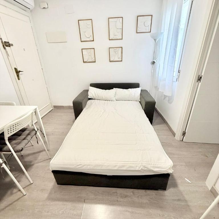 Metro Avenida de América 11 AMCH Hospedaje - One-Bedroom Apartment - 34