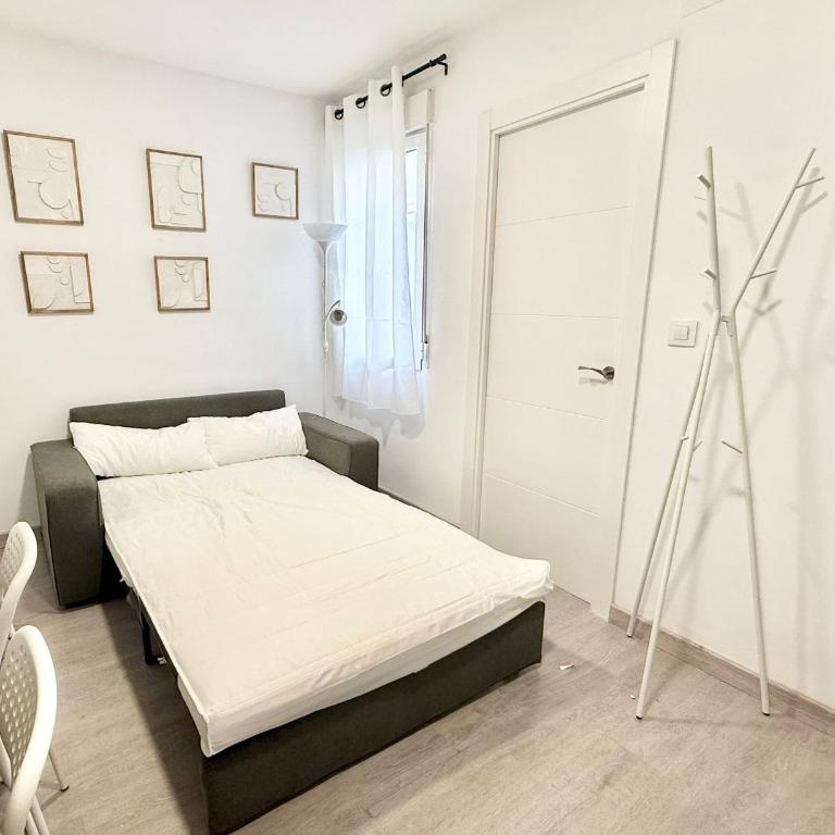 Metro Avenida de América 11 AMCH Hospedaje - One-Bedroom Apartment - 35