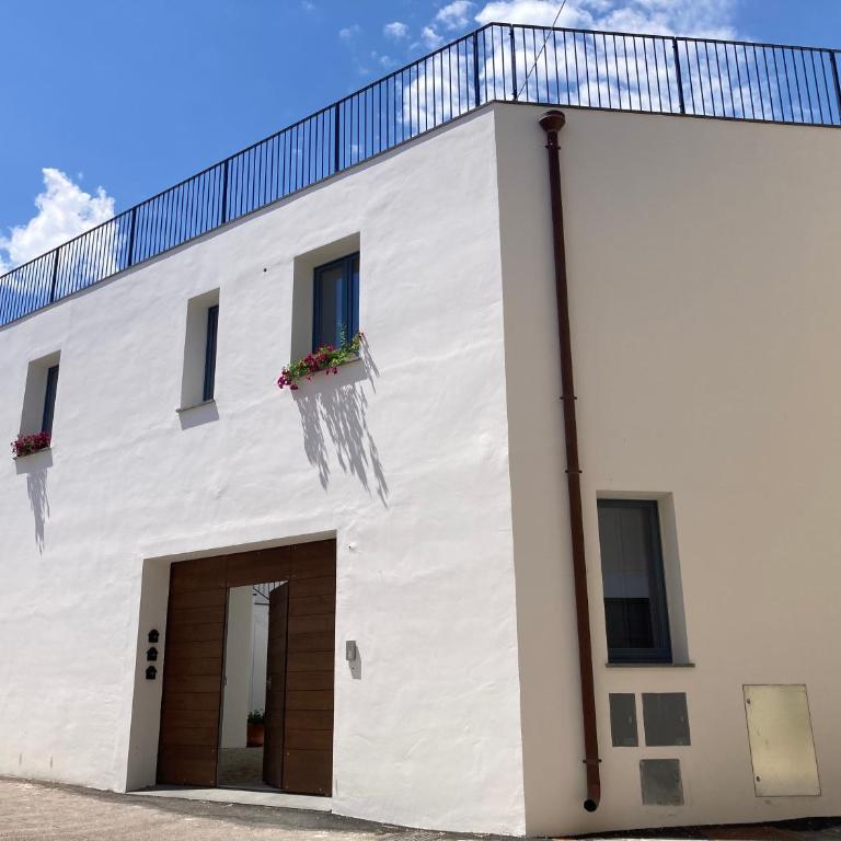 Zenia B - Two-Bedroom Apartment with free parking - 3