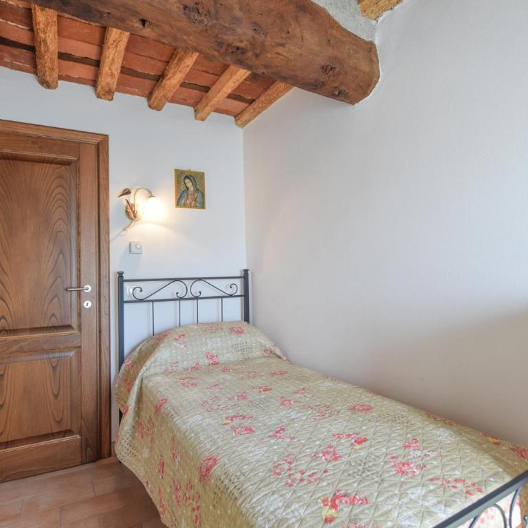 Cozy Home In Camaiore With Wifi - Ferienhaus mit 4 Zimmern - 15