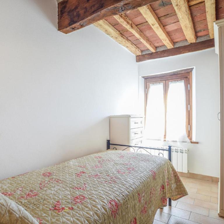 Cozy Home In Camaiore With Wifi - Ferienhaus mit 4 Zimmern - 14