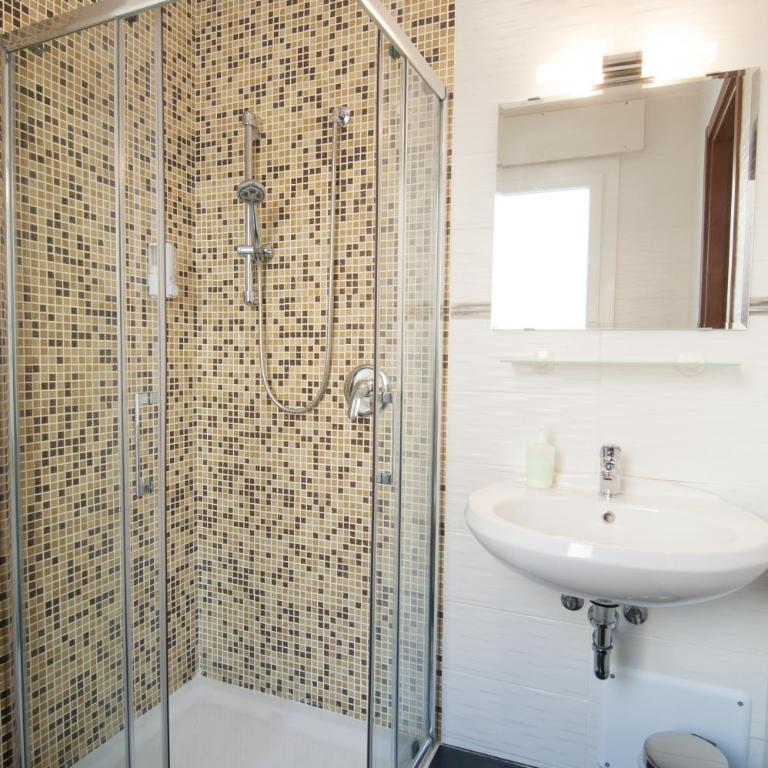 216 Venice - Camera Tripla con Bagno Privato - 8