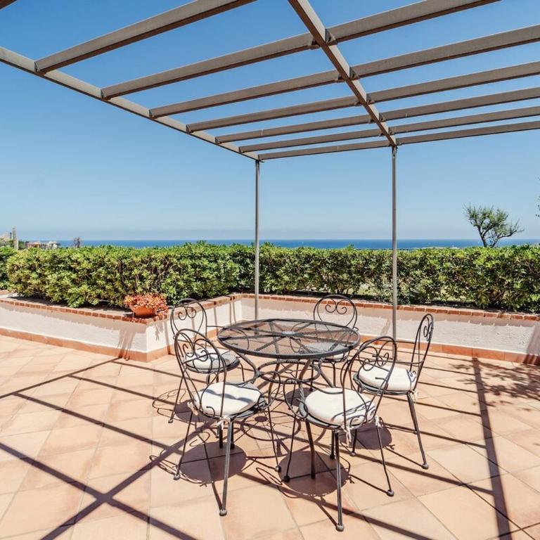 Pool & Panoramic Villa - 9 mins city center - Two-Bedroom Villa - 47