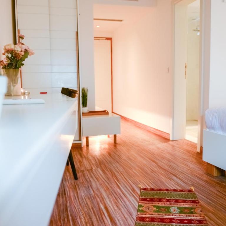 Hotel Old Sarajevo - Superior Dvokrevetna Soba sa Bračnim Krevetom - 5