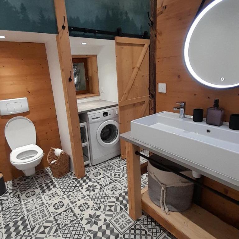 Hery's - Two-Bedroom House - 9