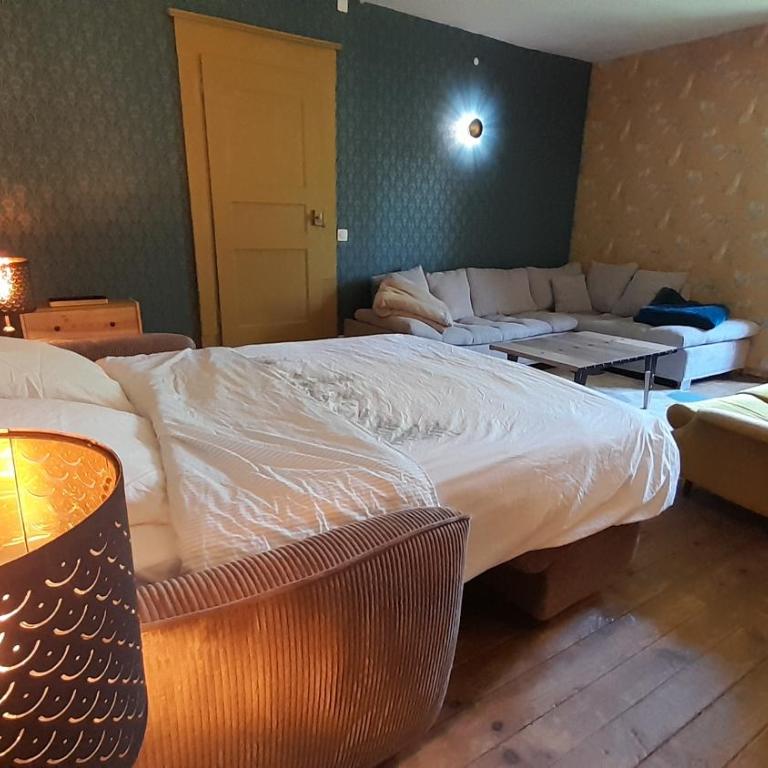 Hery's - Two-Bedroom House - 14